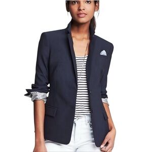 Banana Republic Lightweight Wool Navy Blazer Size 8 Corporate Casual Preppy NWT
